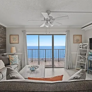 Apartment The Summit 816